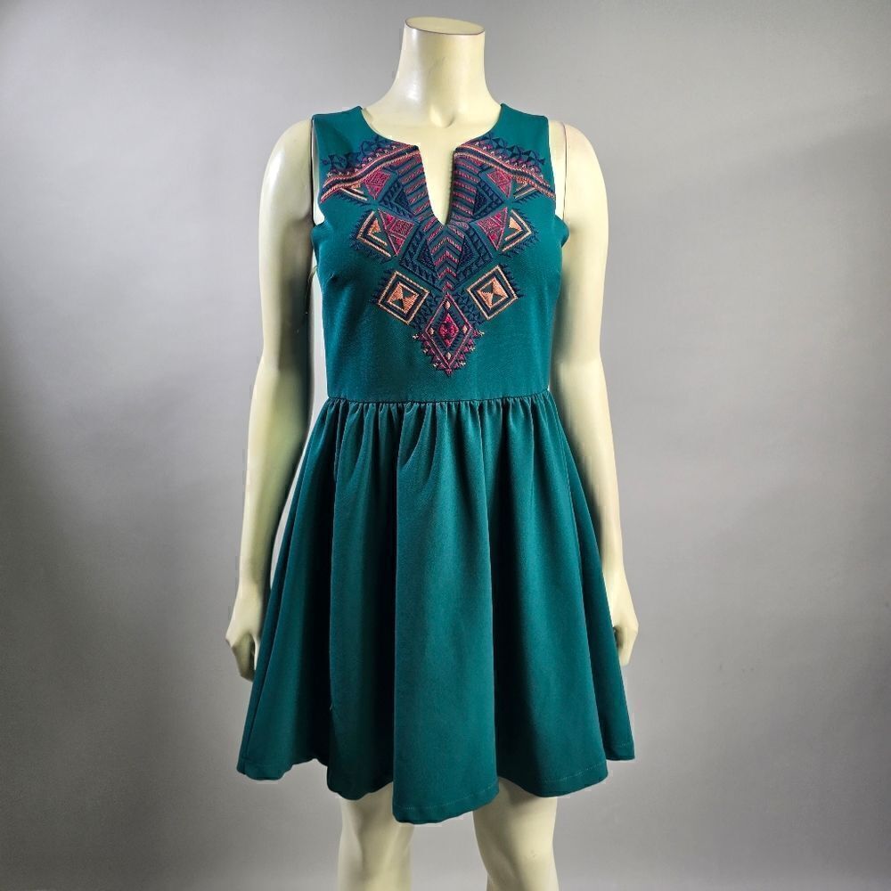 Everly medium dress R8